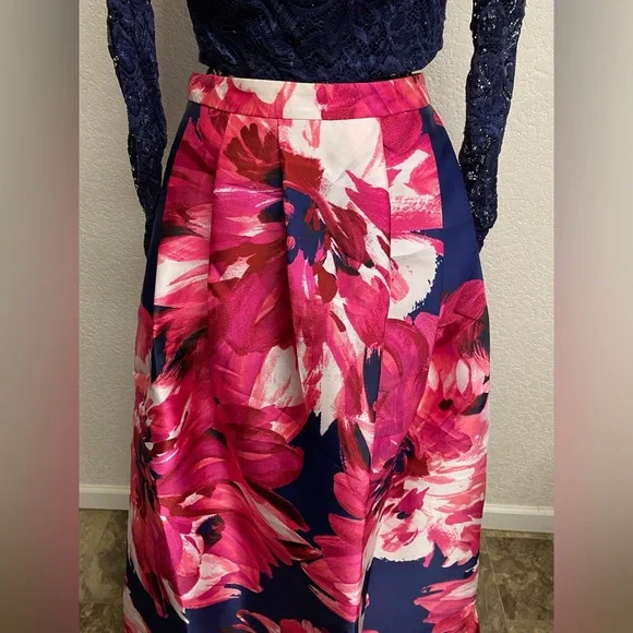A.Byer  Blue Floral Long Sleeve 2 Piece Pleated Prom Dress - Picture 2 of 15